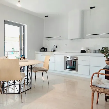 Friends & Family Apartment *