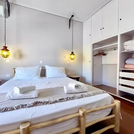 Friends & Family Apartment Athens